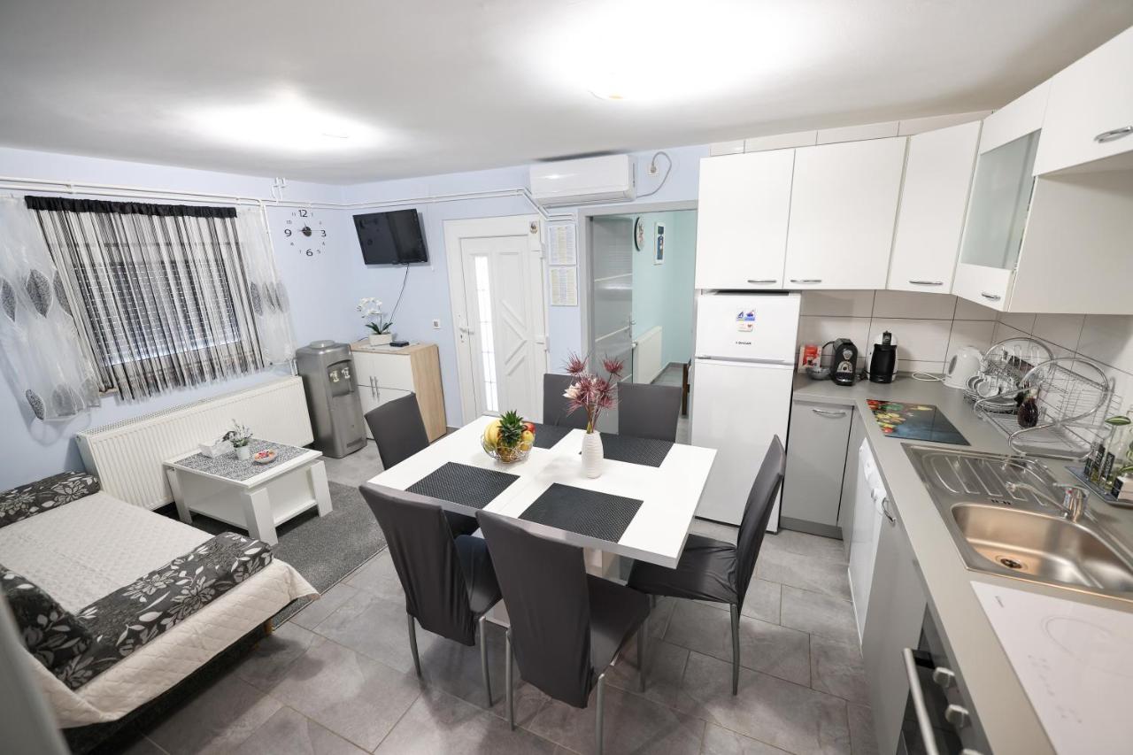 Two Bedroom Apartment Sunset ויר מראה חיצוני תמונה